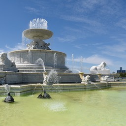 _N725581