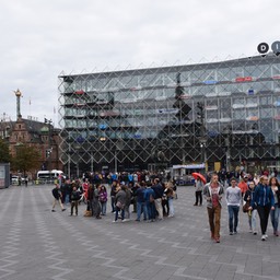 _N727176