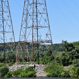 _N721040